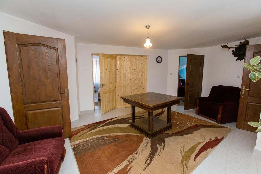 Casa Tudor Turda Room photo